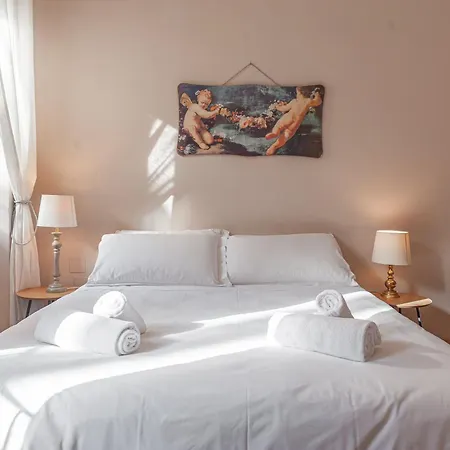 Apartment Dimora Intima *