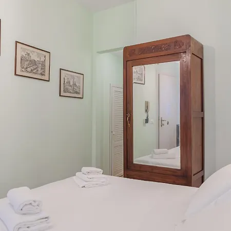 Apartment Dimora Intima *